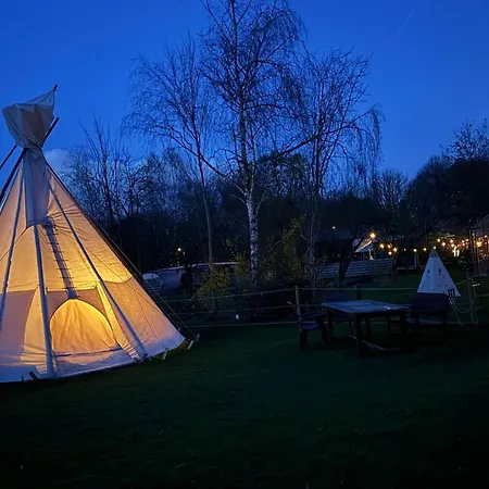 Tipi Luna Kropswolde Esterno foto