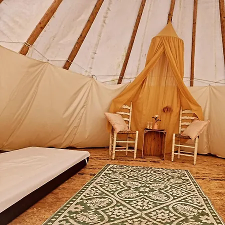 Tipi Luna Kropswolde Esterno foto