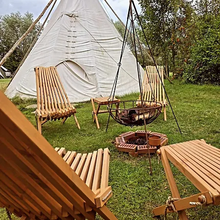 Tipi Luna Kropswolde Esterno foto